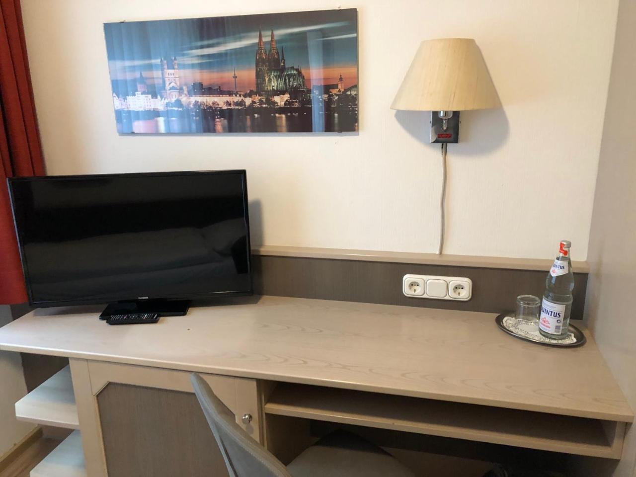Gaestehaus Hotel Wilms Cologne Luaran gambar